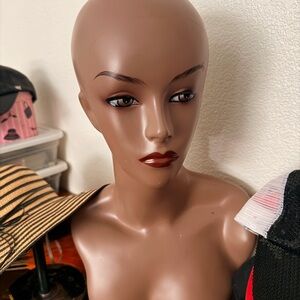 Elegant melanated Mannequin Head Display